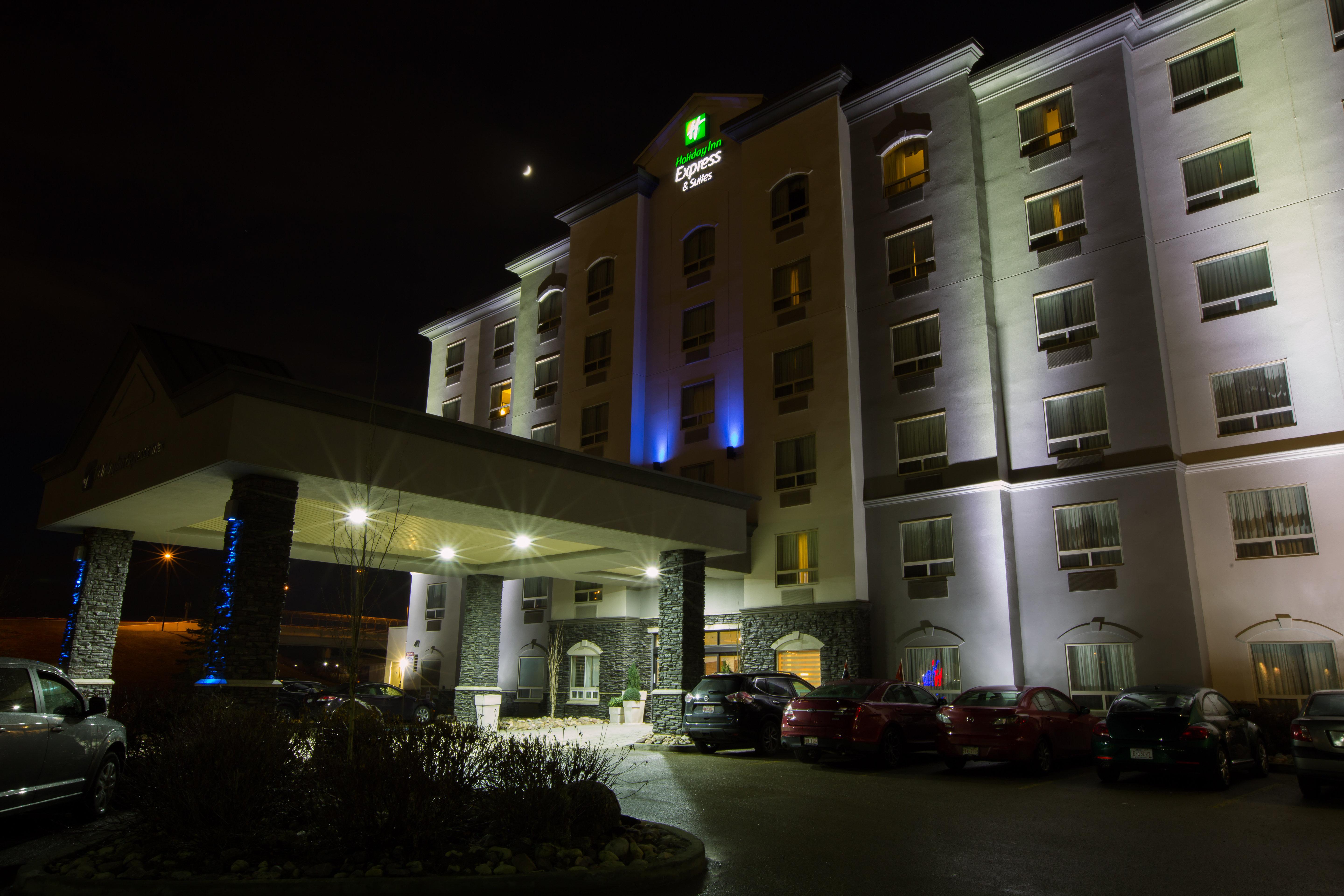 Holiday Inn Express Edmonton North By Ihg מראה חיצוני תמונה