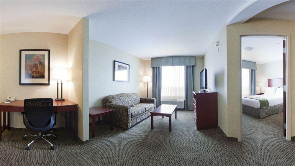 Holiday Inn Express Edmonton North By Ihg מראה חיצוני תמונה